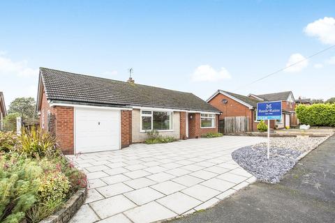 3 bedroom bungalow to rent, Fieldside Avenue, Chorley PR7