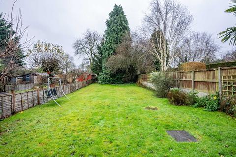 3 bedroom semi-detached house for sale, Watford Road, Hertfordshire AL2