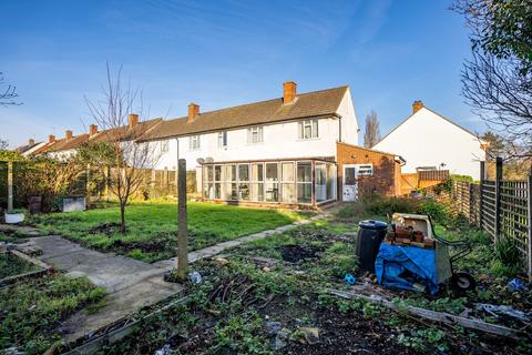 3 bedroom end of terrace house for sale, Pemberton Close, Hertfordshire AL1