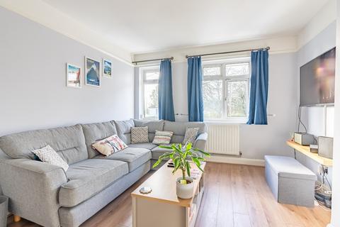 2 bedroom maisonette for sale, Tavistock Avenue, Hertfordshire AL1