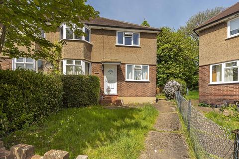 2 bedroom maisonette for sale, Kenton Gardens, Hertfordshire AL1