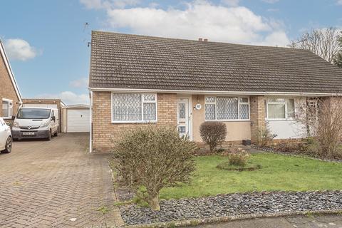 2 bedroom bungalow for sale, Five Oaks, Luton LU1