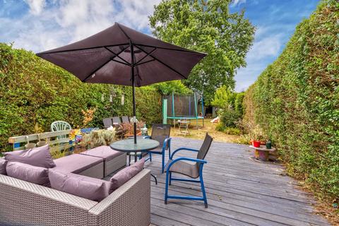 undefined, Barnfield Road, Hertfordshire AL5