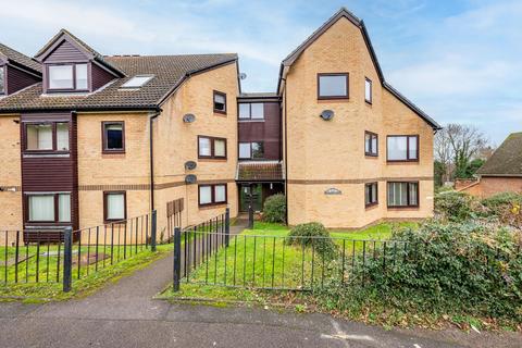 2 bedroom apartment for sale, St. James Court, Harpenden AL5