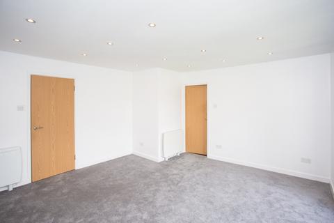 2 bedroom apartment to rent, Hillside Road, Hertfordshire AL1