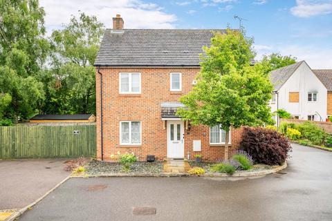 3 bedroom detached house for sale, Old School Drive, St. Albans AL4