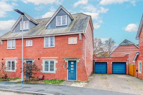 4 bedroom semi-detached house for sale, Doolittle Avenue, High Wycombe HP11