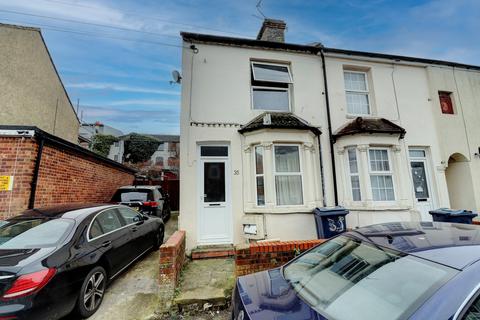 3 bedroom end of terrace house for sale, Upper Green Street, Buckinghamshire HP11