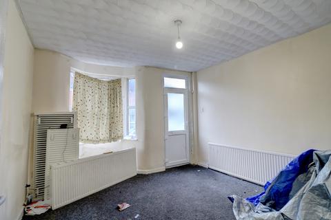 3 bedroom end of terrace house for sale, Upper Green Street, Buckinghamshire HP11