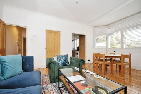 1 bedroom flat to rent, Old Hill, Kent BR7