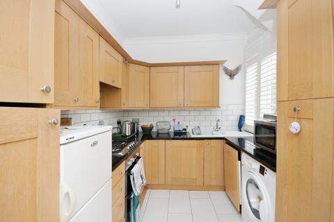 1 bedroom flat to rent, Old Hill, Kent BR7