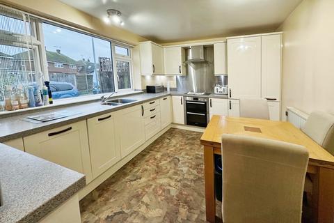 3 bedroom end of terrace house for sale, Nutley Close, East Sussex TN31