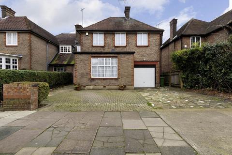 5 bedroom semi-detached house to rent, NW2