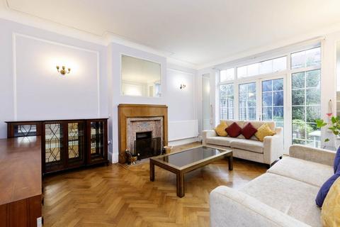 5 bedroom semi-detached house to rent, NW2