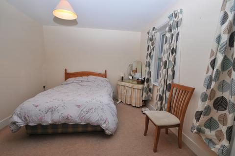 2 bedroom flat to rent, Wick Road, Bristol BS4