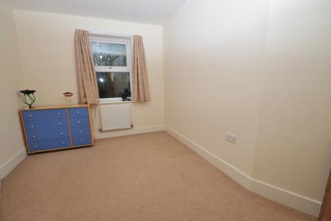 2 bedroom flat to rent, Wick Road, Bristol BS4