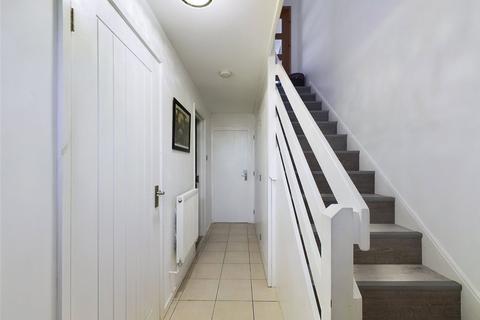 16 Mimosa Close, Romford, RM3 8JJ