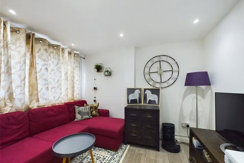 16 Mimosa Close, Romford, RM3 8JJ