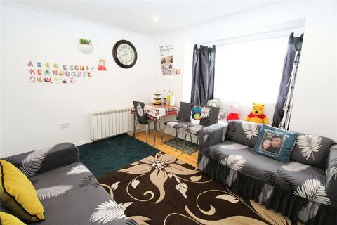 2 bedroom flat to rent, Kingston Road, Southampton SO15