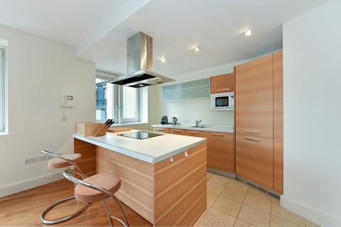 3 bedroom flat to rent, Praed Street, West End Quay, W2