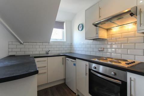 1 bedroom flat to rent, Ninian Road, Cardiff CF23