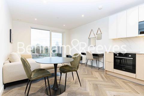 1 bedroom apartment to rent, Henshaw Parade,  Hampstead NW9