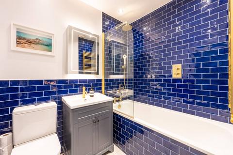 2 bedroom flat for sale, Ladbroke Grove, Ladbroke Grove, London, W11