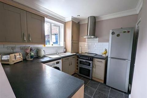 2 bedroom semi-detached house to rent, Redberry Way, South Shields, NE34