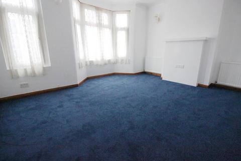 3 bedroom house to rent, Chancelot Road, Abbey Wood