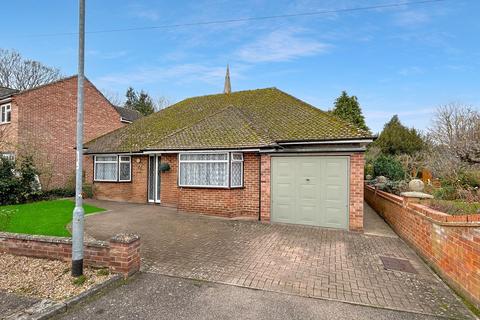 3 bedroom detached bungalow for sale, Orchard Way, Godmanchester, Huntingdon.