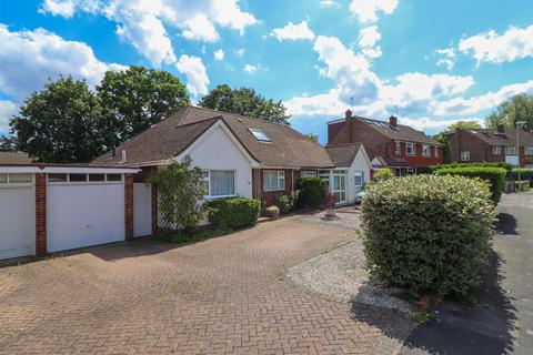 3 bedroom semi-detached bungalow for sale, Chesilton Crescent, Fleet GU52