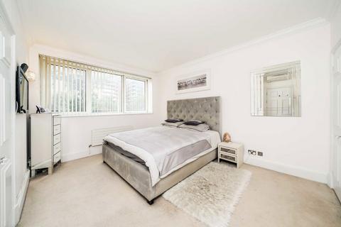 2 bedroom flat for sale, Chelsea Crescent, London SW10