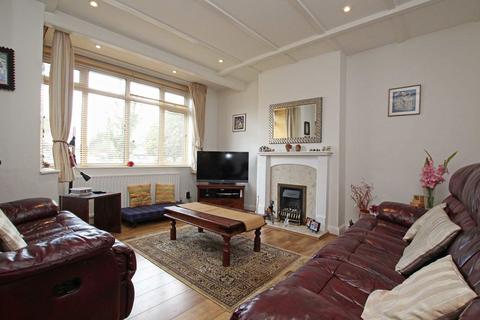 4 bedroom house to rent, Buckleigh Avenue, London SW20