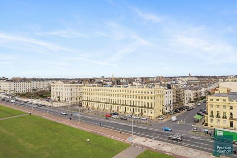 2 bedroom flat for sale, Brunswick Terrace, Hove