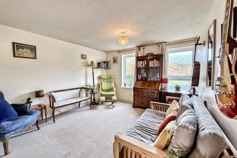 2 bedroom flat for sale, Bridport