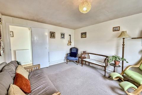 2 bedroom flat for sale, Bridport