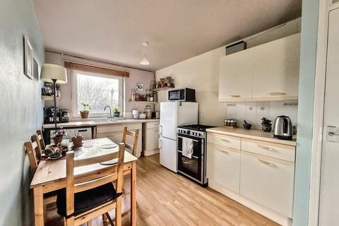 2 bedroom flat for sale, Bridport