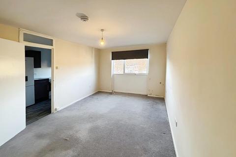 1 bedroom flat for sale, Cuffley Court, Hemel Hempstead HP2