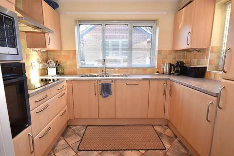 2 bedroom detached bungalow for sale, Newnham Green, Maldon, Essex, CM9 6HZ