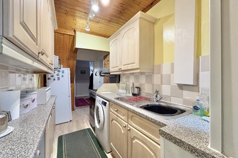 7 Denstone Avenue, Blackpool, FY2 0HZ