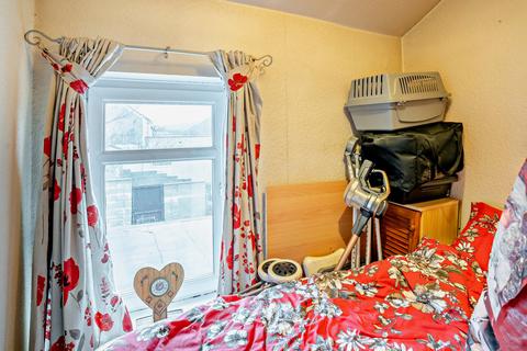 1 Cross Row, Tonypandy, CF40 1HD