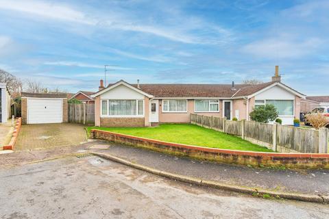 3 bedroom semi-detached bungalow for sale, Meadow Close, Hemsby