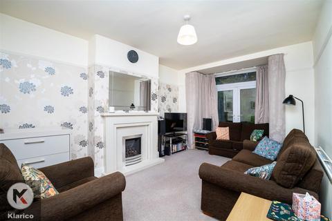 39 Ferndale Road, Birmingham, B28 9AU
