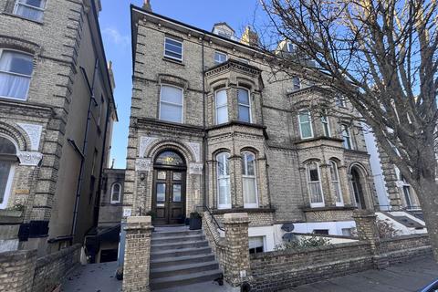 2 bedroom apartment to rent, Salisbury Road, Hove