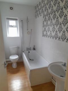 1 bedroom flat to rent, Hall Lane, Wigan WN6