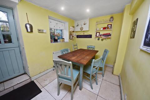 4 bedroom cottage for sale, Oxford Road, Banbury OX17