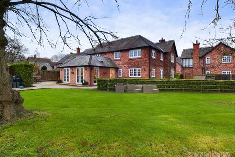 4 bedroom detached house for sale, Ivy Court, Pulford, Chester