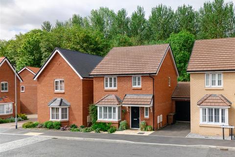 3 bedroom detached house for sale, Wood View, Stowmarket IP14