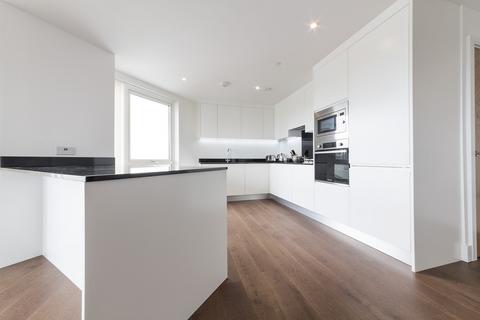 3 bedroom apartment to rent, Gateway Tower, Royal Victoria E16