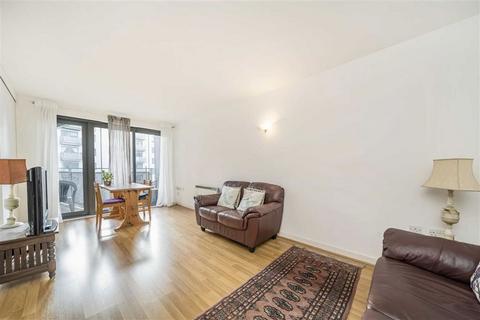 2 bedroom flat for sale, Deals Gateway, London SE13